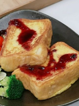 【纯牛奶添加≥20%】秀峰香牛乳黄油厚切吐司营养即食早餐面包 #厚切吐司 #黄油厚切吐司 #松软可口 #好吃美味 #好物推荐 @DOU+上热门 @DOU+小助手