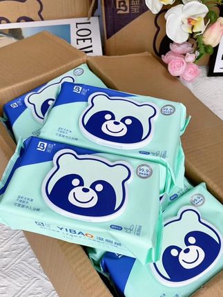 哇塞,益宝你是真的卷啊! 每一包都是扎扎实实的80抽,还是加大尺寸,擦完清清爽爽,告别黏腻!母婴可用,RO纯水配方温和不刺激,赶紧多囤几箱。#湿厕纸 #厕纸还是湿的好 #卫生间好物 #囤货啦 #柔软亲肤