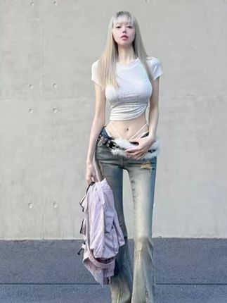 破洞爱心铆钉刺绣低腰微喇叭牛仔裤女2025夏季新款设计感显瘦百搭#面料柔软舒适 #遮肉显瘦 #百搭裤子 #显比例 #显白