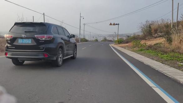 骑行中国第二十七天:经过海文大桥进去文昌界,在海中沙洲上体验潮起潮落,沉醉于独特的海边沙地景观。#骑行 #旅行 #海南