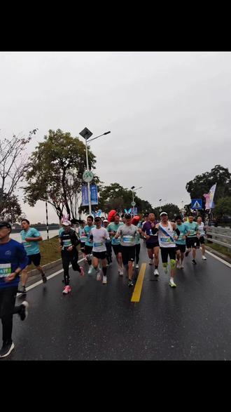 #衢江半马 1小时44分51秒,相差9秒,完成组委会给予的兔子任务,带着145大军安全完赛!!!朋友们26号#衢州马拉松2023 见