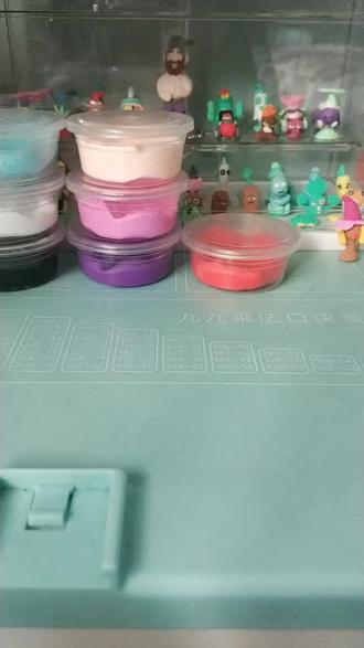 大喷菇和魅惑菇来啦,有兴趣的话可以学一学#超轻粘土手工 #粘土手工 #手工 #粘土教程 #植物大战僵尸 #超轻粘土手工制作