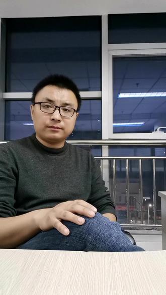 自古诗人多磨难!被贬江州的白居易,遇到同样悲惨的琵琶女,是过客,亦是知音。“同是天涯沦落人,相逢何必曾相识”,道出了多少人的心中悲意!一首《琵琶行》,天涯何处再觅知音!#琵琶行 #白居易琵琶行 #犹抱琵琶半遮面 #琵琶行朗诵 #白居易