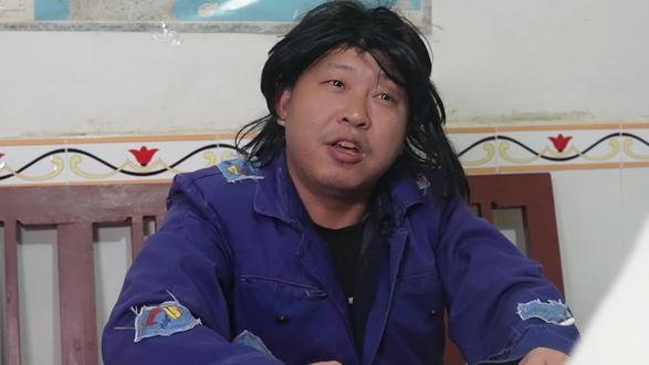 守村人张二狗 ,都说抖音上离婚女人多,有看得上他的吗?私信我!