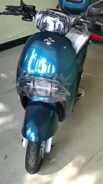 大国品牌,航天品质,小刀长征版k6走起,杨美女用车愉快,喇叭一响黄金万