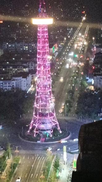 城市夜晚霓虹灯璀璨 ,美丽的泗阳电视塔