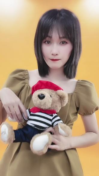 百万创意大赛 #抖加热门 最近超火控镜变装,而我会男变女 - 抖音
