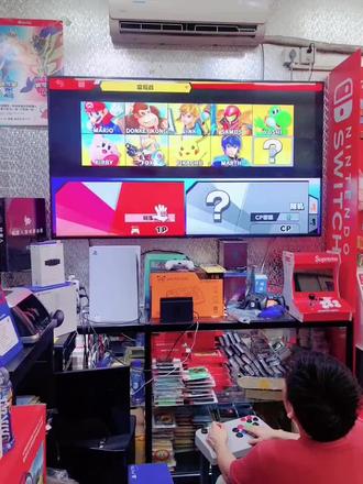 无线摇杆,体积不大玩起来顺手,可以连接ps4,ps5,switch、手机,格斗游戏更顺啦~~#抖音小助手