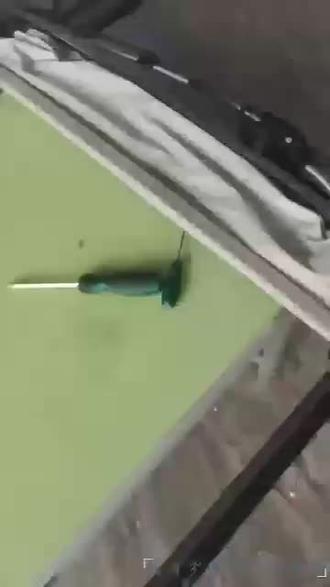 沃尔沃V40天窗遮阳帘损坏不工作,一定要找专业的,要不又花冤枉钱,还换电机,这是电机问题吗?专业的事还得专业人干!不交学费!关注我66#沃尔沃 #同成 #同城热门