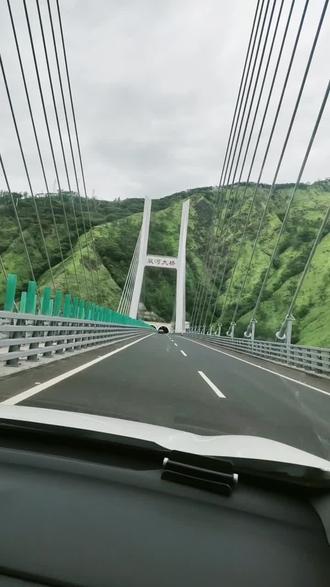 到巧家都要经过的双河大桥