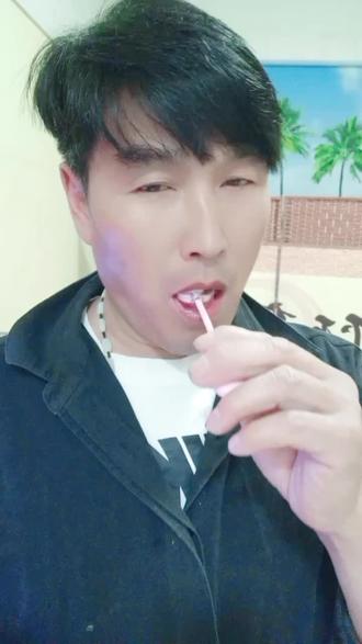 音乐棒棒糖,25一只,开始好奇。原来真的能唱歌呵呵,25没了,让我弄