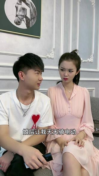 车展的小妹妹皮肤又长得白小蛮腰大长腿一看就是女神耶