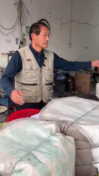 什么是人工选择 e9e367c327bd4f18807904c4c3d5bc18~tplv-dy-resize-origshort-autoq-75:330.jpeg?x-expires=1990353600&x-signature=QQQSGRIWSe4WCE3D1AYhWbDdTb4%3D&from=3213915784&s=PackSourceEnum_AWEME_DETAIL&se=false&sc=cover&biz_tag=pcweb_cover&l=021674994728015fdbddc030015018116456ac2e0000085805263