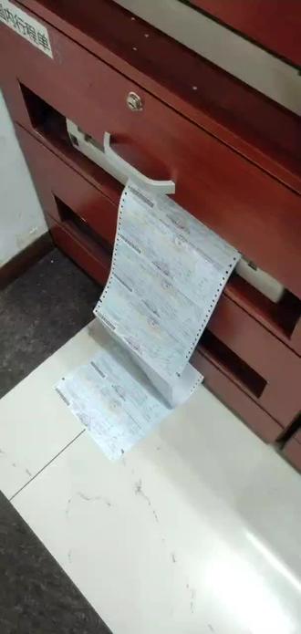 免费机票行程单 fcd40635bb50466d80340d460bf853e8~tplv-dy-resize-origshort-autoq-75:330.jpeg?x-expires=1999508400&x-signature=%2Fpnmfaa58zVOeDvCIQXxVNdJmlc%3D&from=3213915784&s=PackSourceEnum_AWEME_DETAIL&se=false&sc=cover&biz_tag=pcweb_cover&l=20230515192305F8037DC9065761122DC3