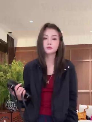 MMEKOR“小云朵”棉服 2025新款秋款暗黑内啡肽百搭上衣 30301#巴恩风早秋穿搭细节 #早秋秀场抄作业告别路人感 #秋季清冷感白月光穿搭 #精致感拉满的复古港风职场穿搭 #早秋冷冽又随性的气质穿搭