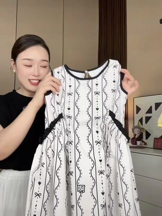 超出片的连衣裙,快给公主们安排吧!#公主裙 #女童连衣裙 #连衣裙 #高品质童装 #生女儿就是用来打扮的