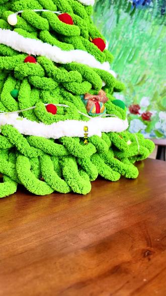 我太太太喜欢了!喜茶X星星人联名,我先冲啦! 喜茶X星星人联名,到底要给我多少惊喜
星星人水晶球
星星人造景
圣诞节日氛围拉满
#喜茶 #星星人 #泡泡玛特 #礼物#喜茶提拉米苏