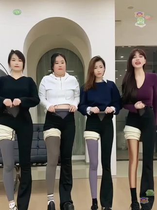 把普通的日子过成诗,比什么都重要#显高显瘦显腿长 #百搭神裤 #高级感穿搭 #谁穿谁好看系列 #时尚穿搭