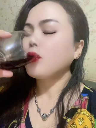 我干了你随意 ….. 你这人怎么回事啊?……