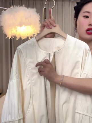 韩版简约圆领纯色短外套女2025春季新款休闲宽松百搭小个子夹克潮#短款外套 #春秋新款#休闲外套#夹克外套#百搭休闲@DOU+上热门 @DOU+小助手