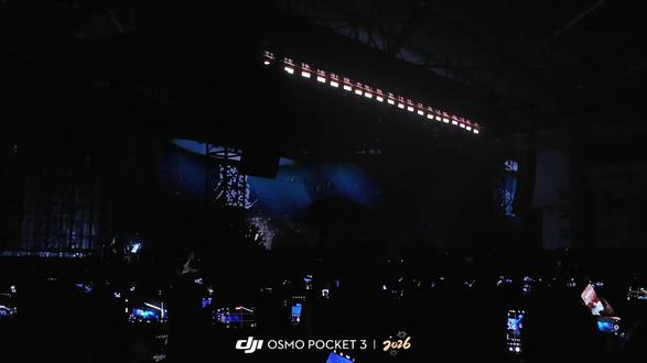 #梓渝#游点意思贵阳演唱会
开场《深海漫游指南》