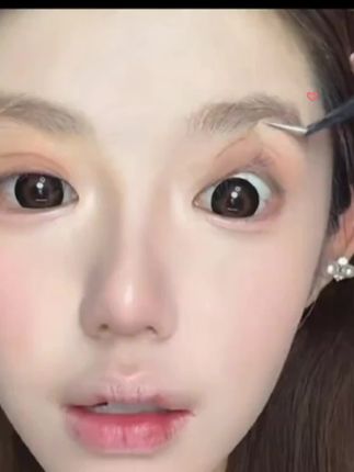 强烈建议所有单眼皮肿眼泡内双的姐妹快试试这个#双眼皮贴~你会回来感谢我的!#内双肿眼泡 #眼妆#美妆百万新星计划#动动手就贴出双眼皮