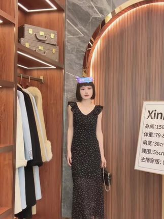 美哒兔(幽点恋影)法式修身收腰荷叶边连衣裙#后妈裙 #气质连衣裙 #减龄气质