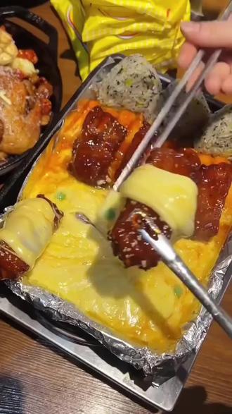 拍美食,喂火人,多闪同款玩法超好玩 #多闪 #多闪app #火人拍照吃同款