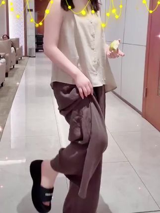 二宝同款增高凉拖鞋好漂亮,二宝穿了好几个城市了#贵阳二小姐🐮 #杰少sosolee #视频同款 #增高凉拖鞋 #增高拖鞋女