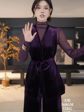 女装#时尚穿搭 #谁穿谁好看 #新款上新 #减龄穿搭 #ootd穿搭 @抖加🔥上热门🔥dou+🔥热点宝 @抖音扶持+