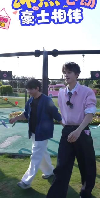 林沐然!!!!
豪士豪士 好吃好吃
#林沐然 #豪士 #豪士豪士好吃好吃 #蛋蛋 #豪士面包