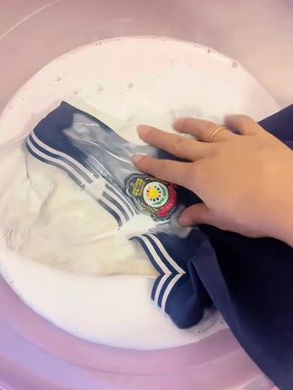 水卫士校服净衣物清洁剂活氧去渍去除汗渍果渍发黄污渍漂白#校服清洁剂#去渍除患#漂白清洁剂@DOU+小助手 @DOU+好生意