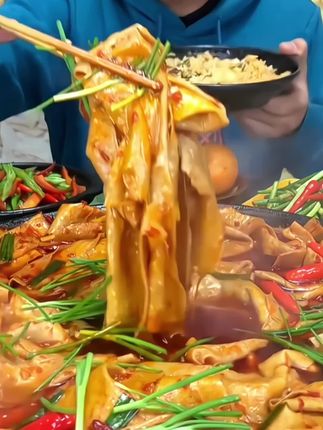 这个价就能到手一大包纯手工大豆皮,怎么做都好吃!#超级好吃😋 #下饭神器 #太好吃了