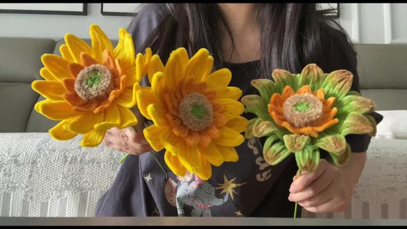向日葵花束,母亲节快乐! #母亲节对妈妈大声表达爱 #手工制作母亲节礼物 #扭扭棒