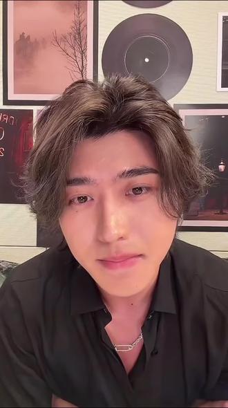 mv 中的断臂我除了想到断臂求生想不到别的了
#蔡徐坤 #蔡徐坤直播