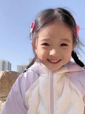 好看的宝宝生日照豆包教程来啦!真是太好看啦!#豆包ai #豆包出大片有两把刷子 #氛围感照片 #生日照 #宝宝生日照