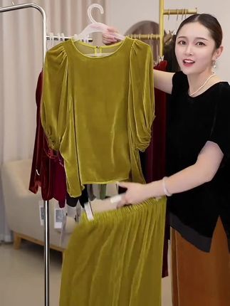 8011高级感丝绒短袖美背款2025新品泡泡袖显瘦气质长裙#气质仙女裙穿搭 #高级感穿搭 #穿搭女装 #戏广场舞加长版背面