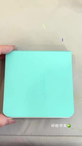 6/100🍏 今天翻车了😭
画完才发现桌子被我画变形了😭可恶!
但还是硬着头皮把视频剪出来了哈哈哈
挑战完成100幅原创画之灯影斑斓💡
#画画 #手绘 #丙烯马克笔 #绘画教程 #原创