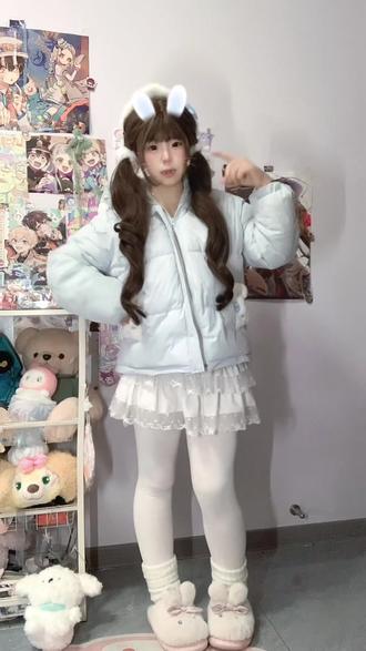 我的生活就是围着你转啊 我没有自己的生活的 我的手机一直在手边 一直不锁屏 看你有没有发信息 最喜欢你了 我已经离不开你了ᐢ_ ̫ _ᐢ #QQ爱舞蹈挑战 #宅萌系 #左右手协调性挑战