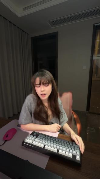 磁轴键盘已经卷到这种地步了吗?一步到位,省心搭配 #狼蛛win60 #磁轴键盘 #游戏外设#无畏契约