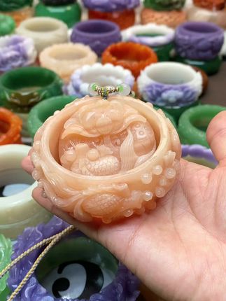 精工巧匠雕花#玉石魅力 #玉雕手艺人 #赏石艺术 #珠宝玉石