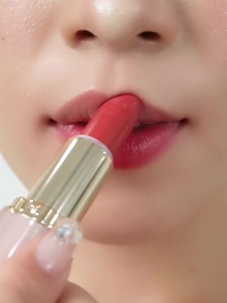 卡姿兰雅湘美妆专卖店