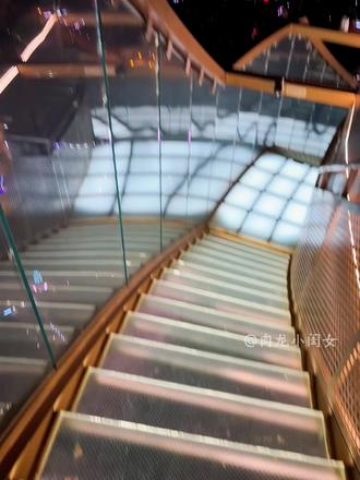 天津这一下真的是要牛起来了#津湾云顶
#津湾之巅云顶首秀
#距离宇宙更近300米
#天津必打卡津湾云顶
#津湾云顶太出片了