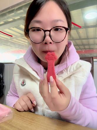 这次真做成硬糖嚼嚼乐了🥲
#万万没想到 #嚼嚼乐 #自制零食