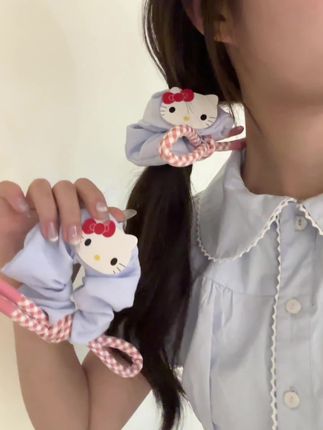 甜妹的发型#爱了爱了 #丸子头的简单扎法 #发饰发夹 #网红发饰 #少女