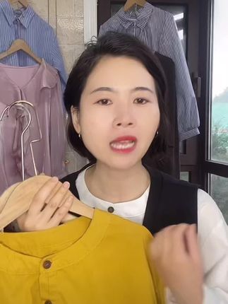 精准面料柔软舒适透气每天穿搭分享关注我穿出你的高级感不挑身材不挑年龄穿着得体是一种生活态度休闲时尚穿搭分享谁穿谁好看