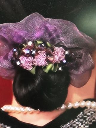 质感满满的紫藤花朵#大肠发圈 ,扎马尾和丸子头太美啦!#美出高级感 #发圈头绳 #发型教程