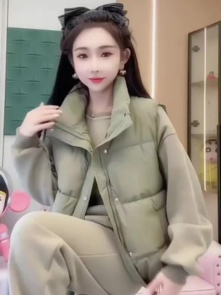 #服装时装爱美穿搭时尚潮流 #穿搭分享 #加绒保暖
