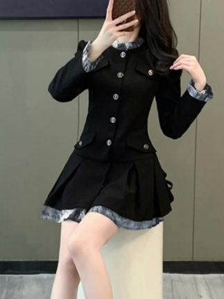#穿搭 小香风显瘦连衣裙#时尚有气质 #😘小十月 #谁穿谁好看 #上热门