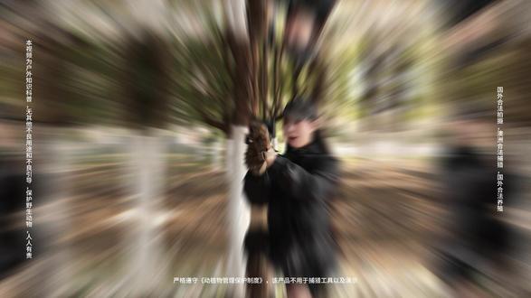 为什么新手入门第一台热成像选英睿巡逻机R1 R+超分技术热源成像清晰不模糊,新手单手操作一键开激光,一体机身,长时间举着不累,上手真的快。#英睿巡逻舰R1 #热成像 #英睿热成像 #热成像夜视仪 #新手买热成像选哪款